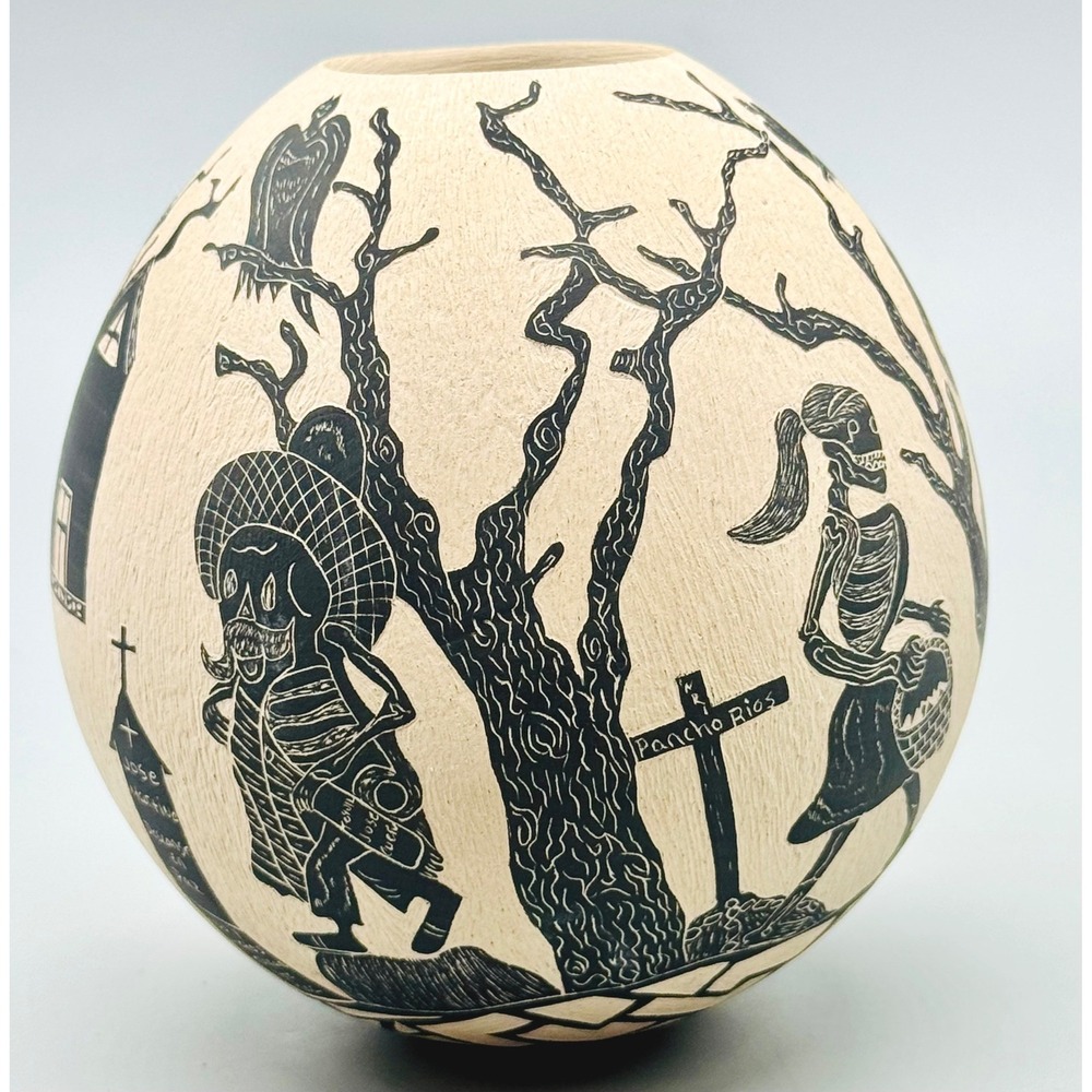 Alfredo Rodriguez Freddy Mata Ortiz Pottery Vase Jar Day of the Dead Sgraffito